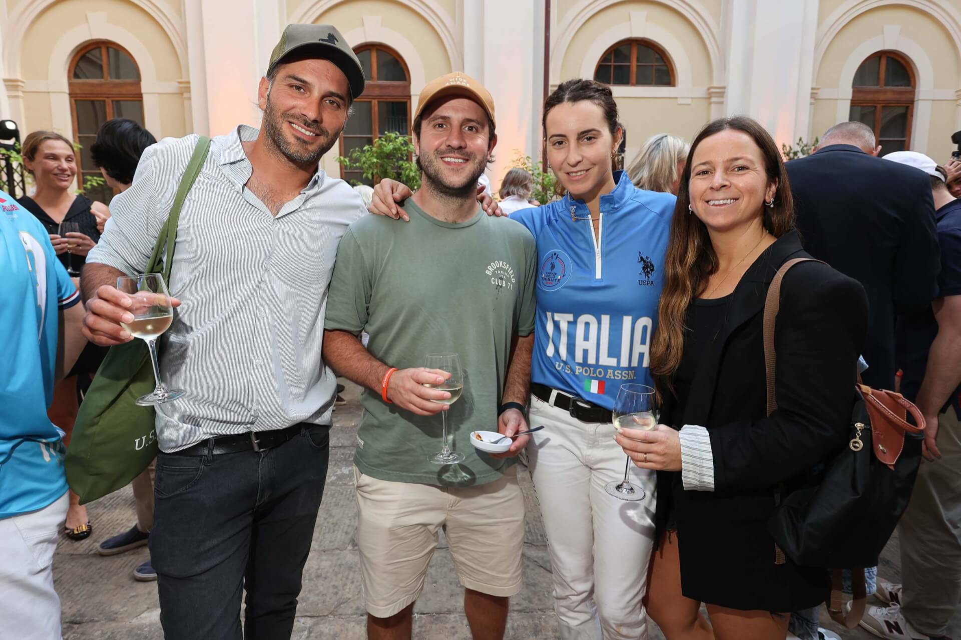 Ignacio Delia, Nicolas Newkirk, Camila Rossi, Alexia Baldock


